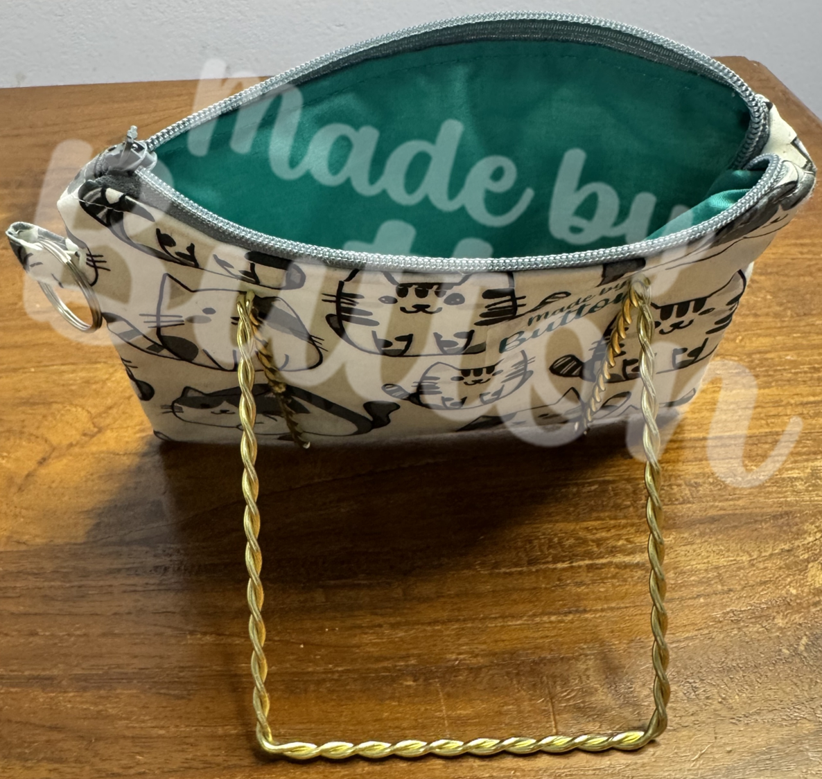 "Monochromatic Purr-fection" Zipper Pouch (Variant C)