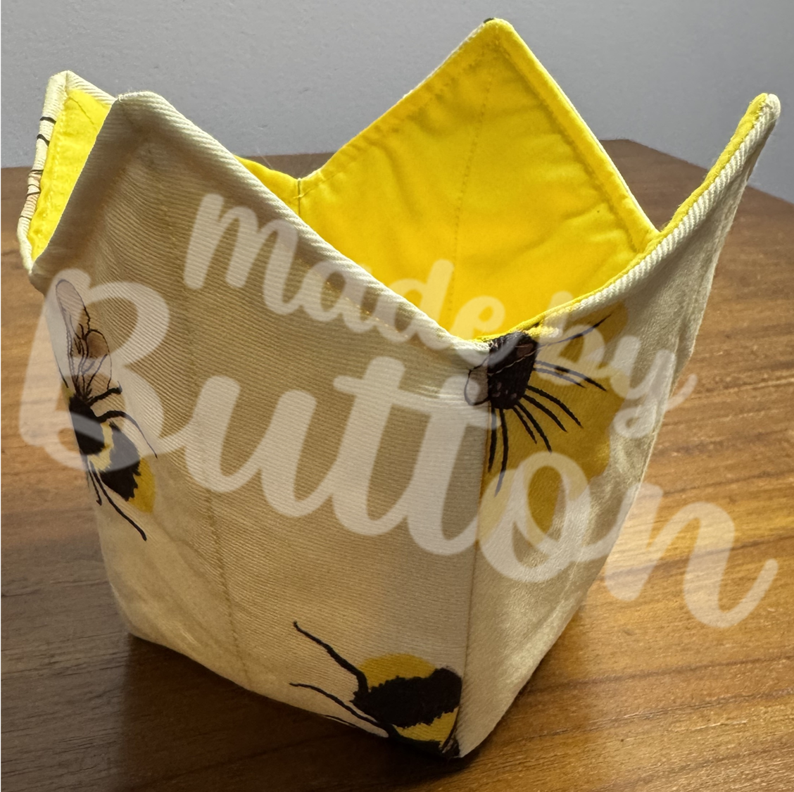 "Bee Spectacular" Ice-Cream Hugger (Variant A)