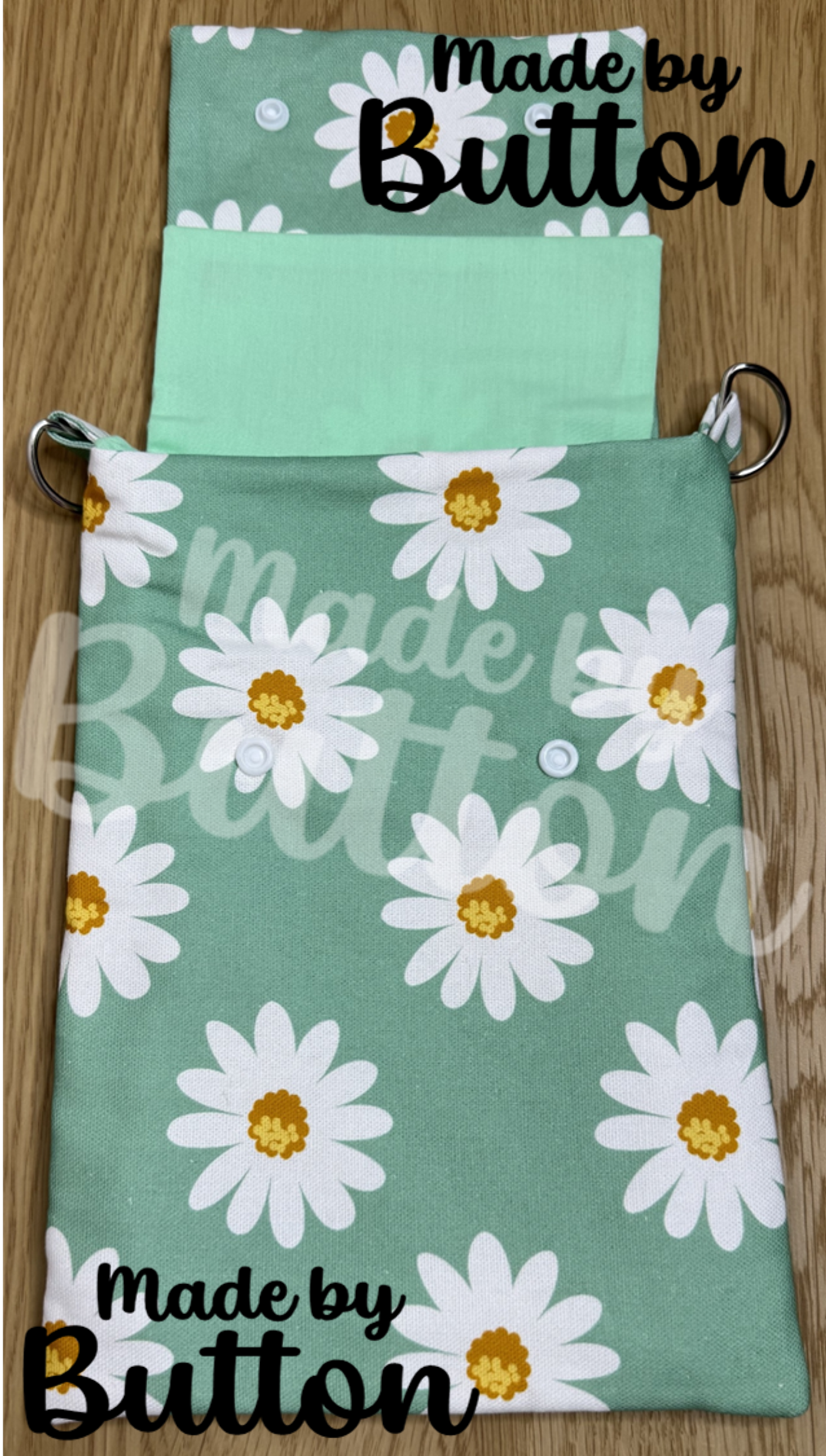 "Mint Daisy" Book Sleeve (Variant A)