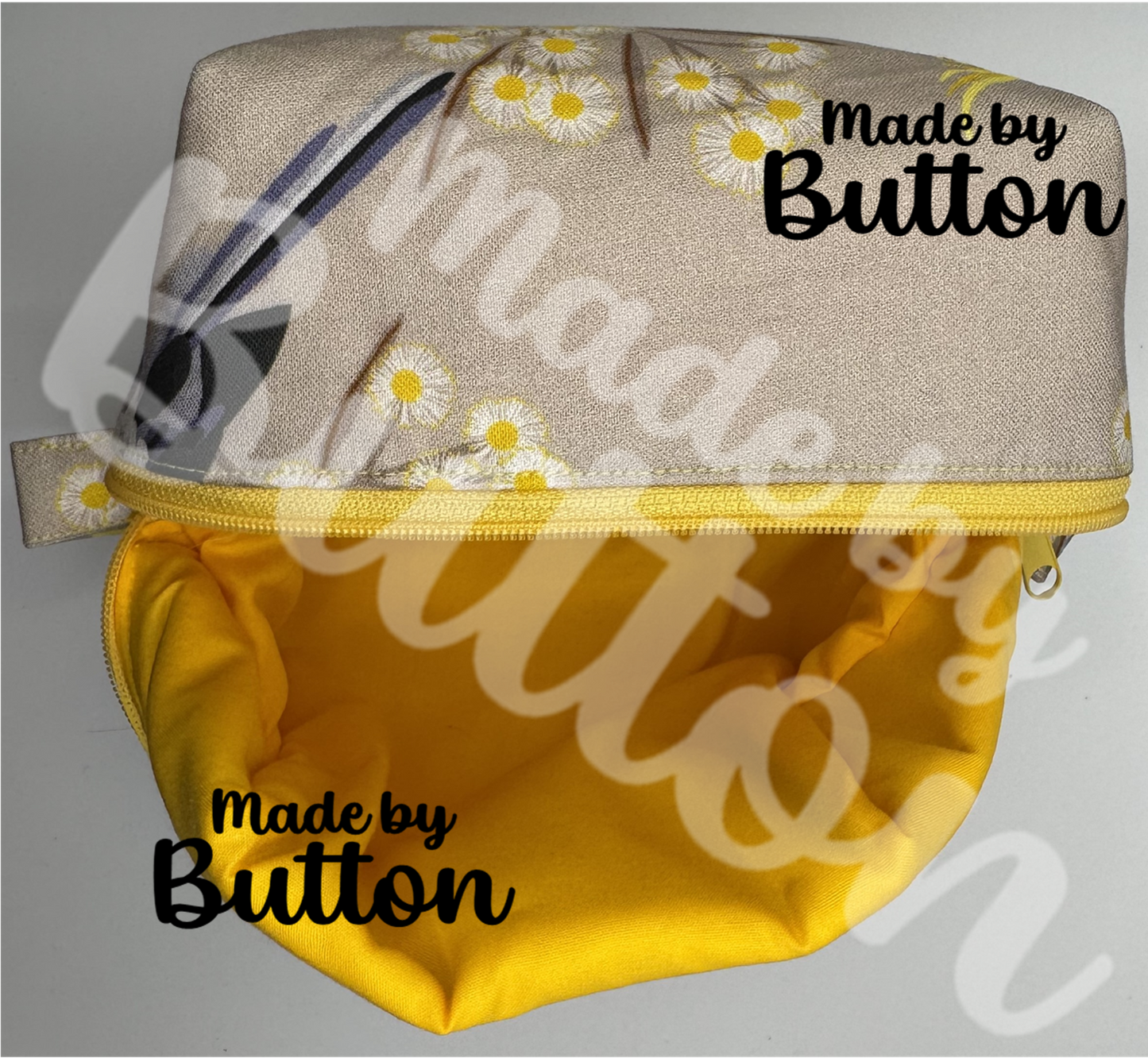 "Akie's Utopia" Boxy Pouch