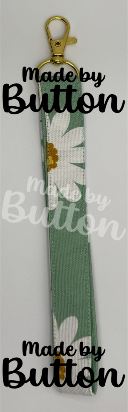 "Mint Daisy" Wristlet