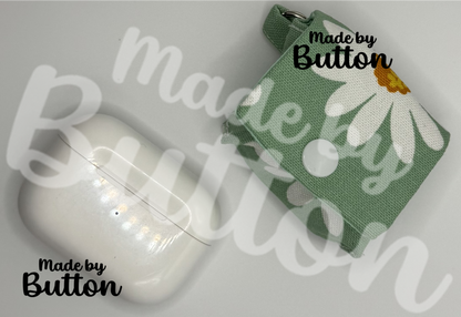 "Mint Daisy" Airpod Pro Case (Variant A)