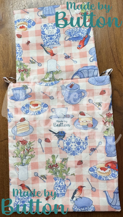 "Birdy Picnic" Large Book Sleeve