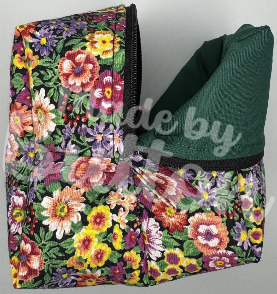 "The Garden's Gossip" Boxy Pouch
