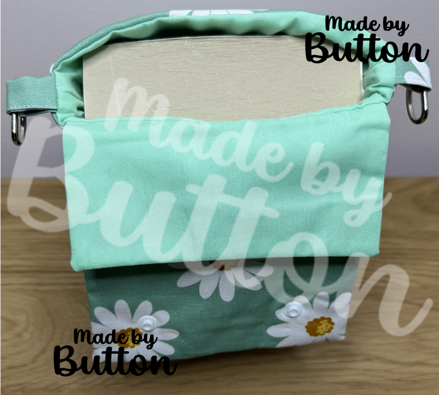 "Mint Daisy" Book Sleeve (Variant B)