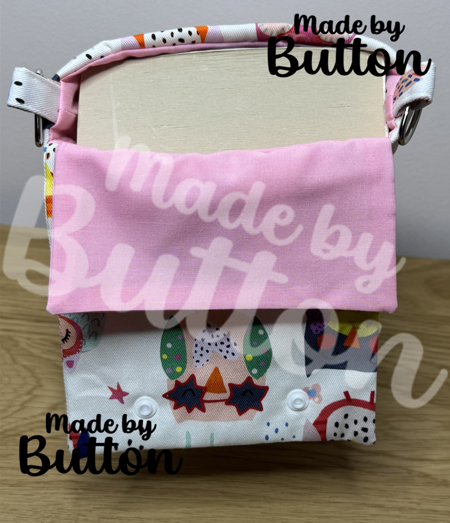 "Fashionista Owls" Book Sleeve