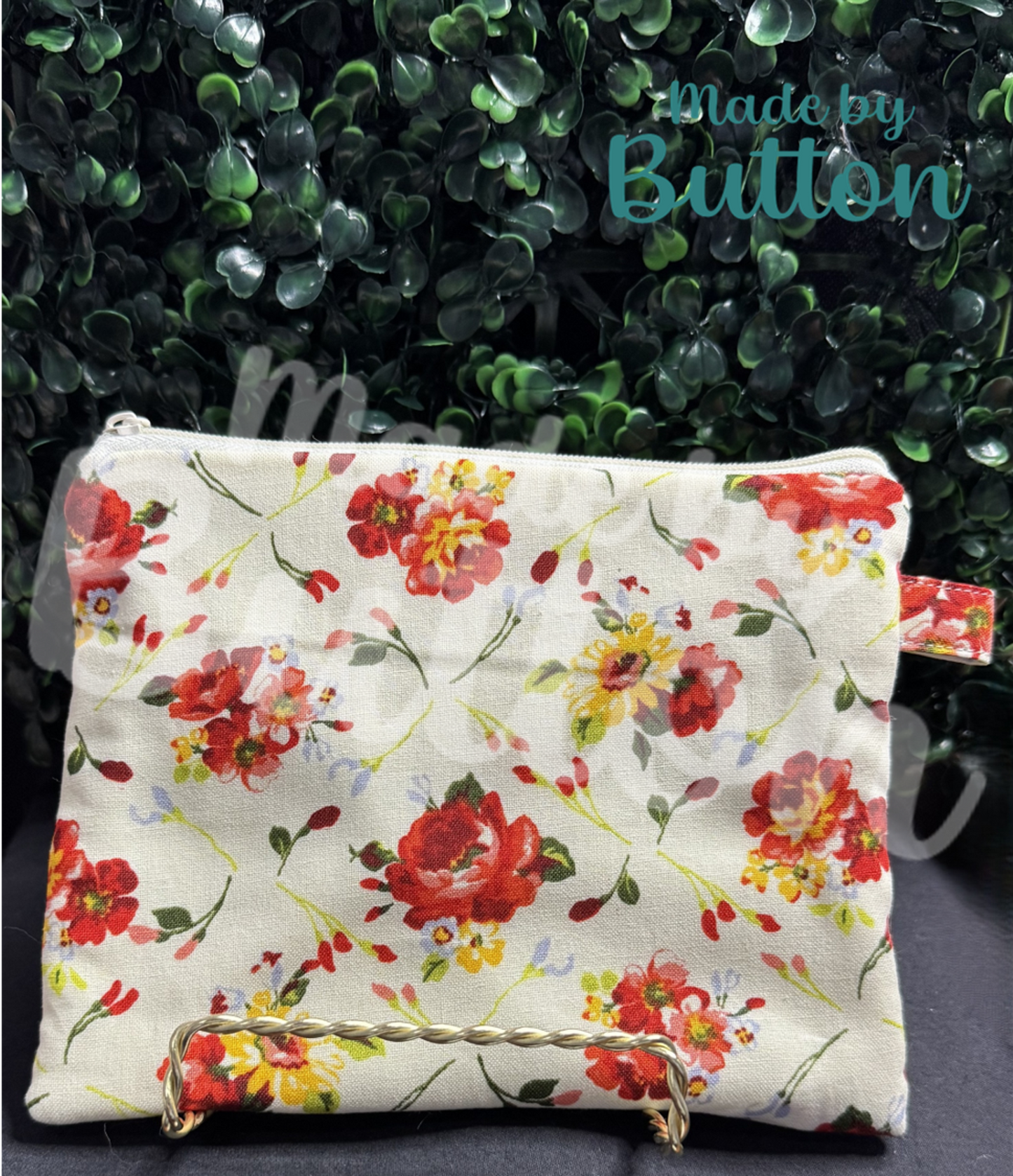"Cozy Bouquet" Zipper Pouch (Variant B)