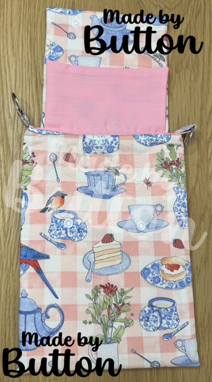 "Birdy Picnic" Book Sleeve