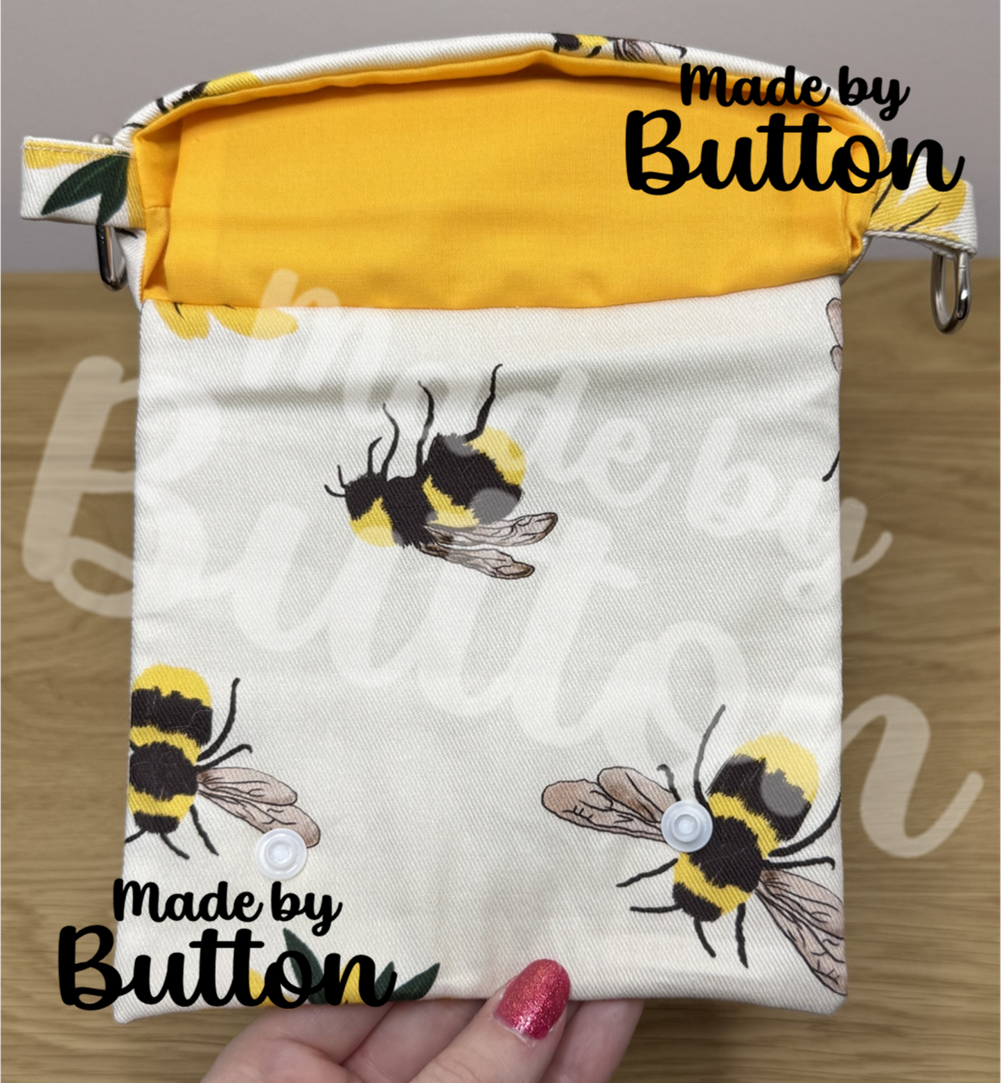 "Bee Spectacular" Book Sleeve (Variant C)