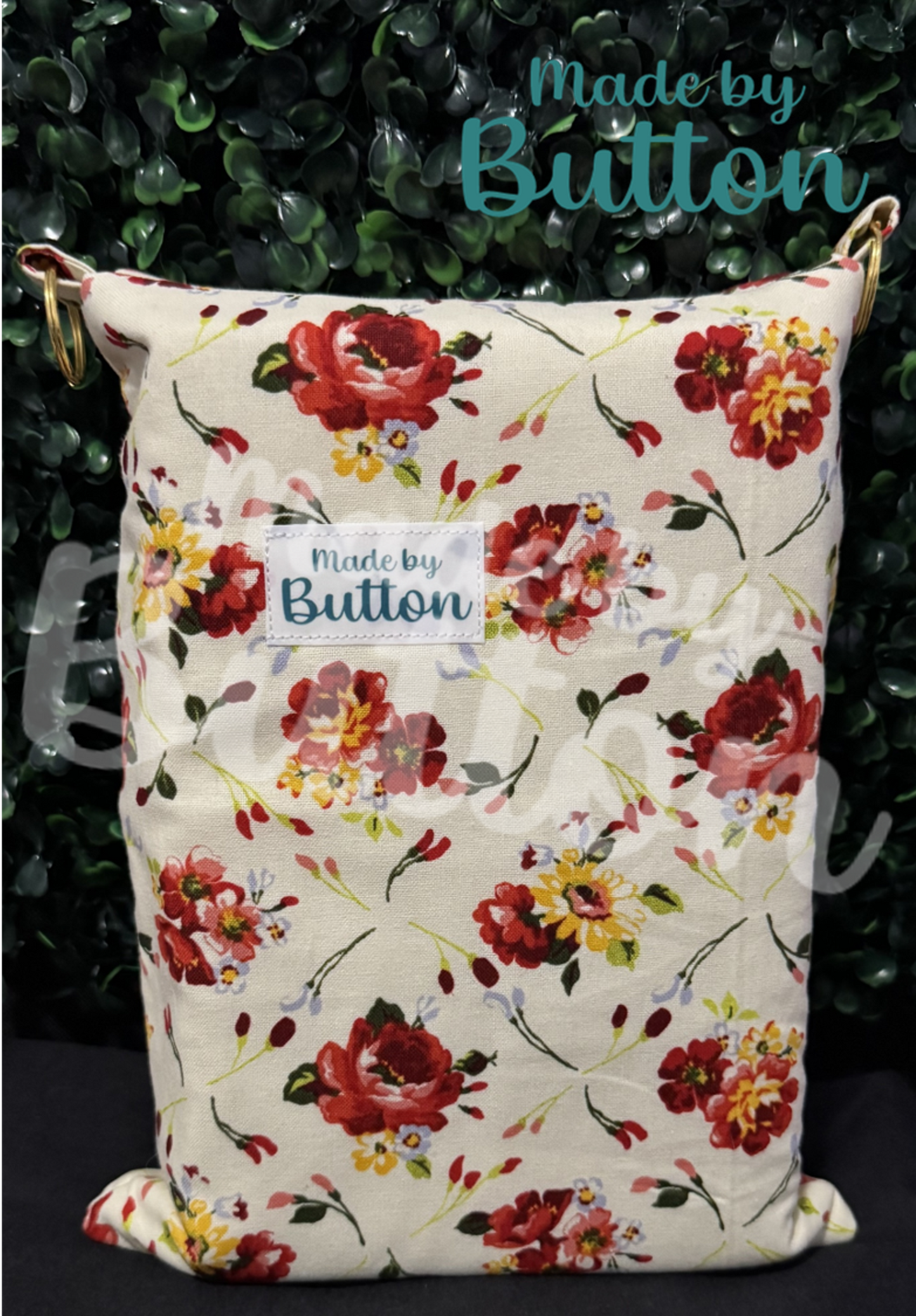 "Cozy Bouquet" Book Sleeve (Variant A)
