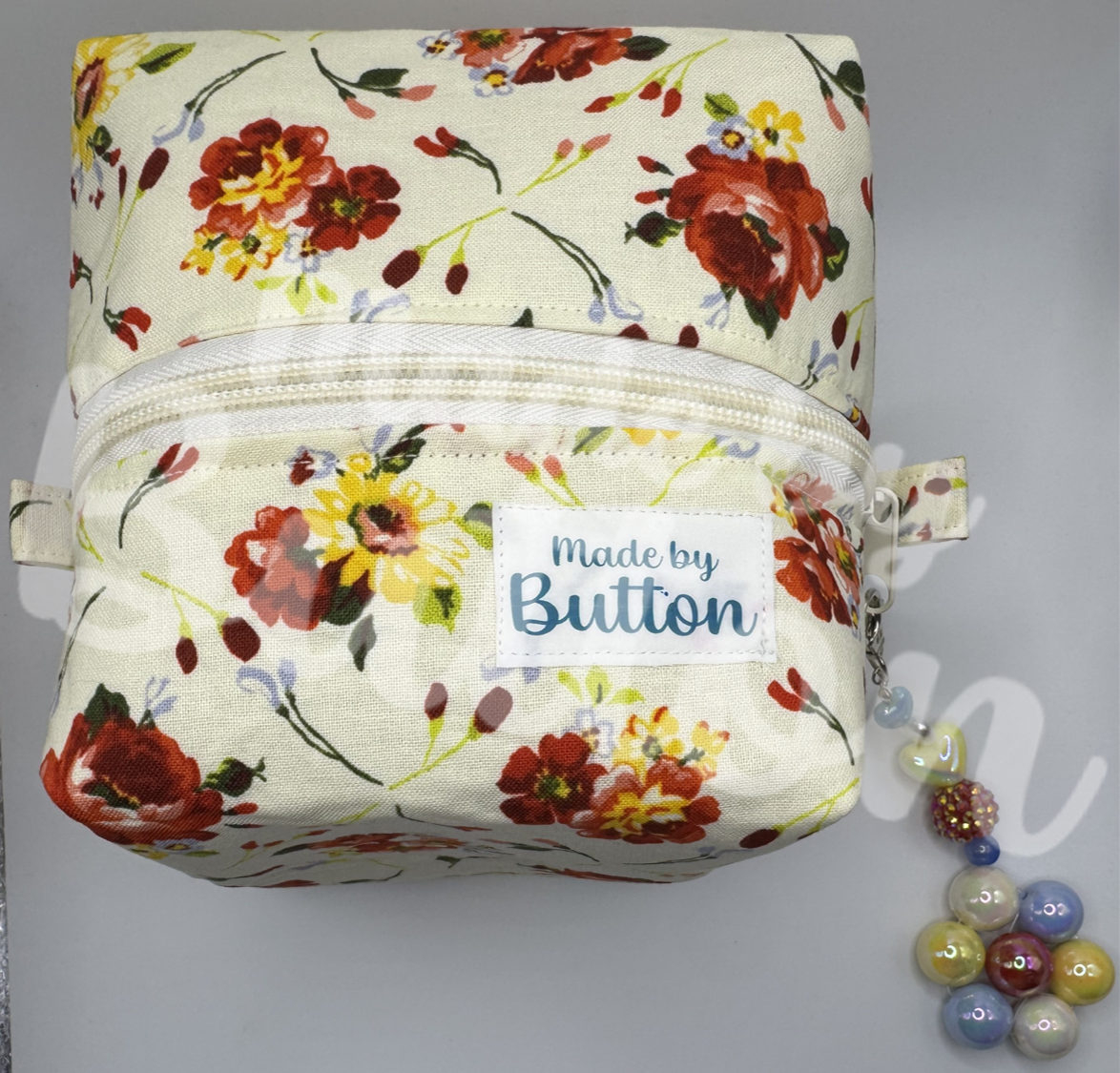 "Cozy Bouquet" Boxy Pouch (Variant D)