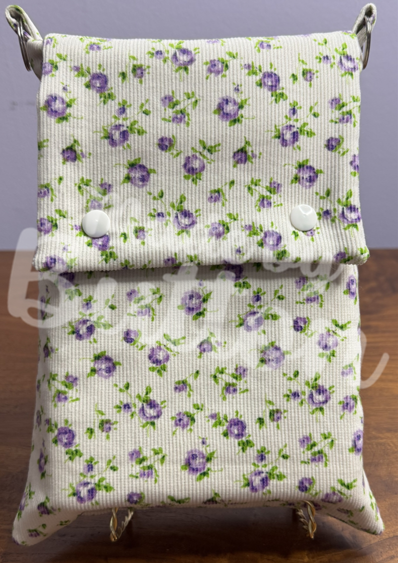 "Corduroy Bliss" Book Sleeve