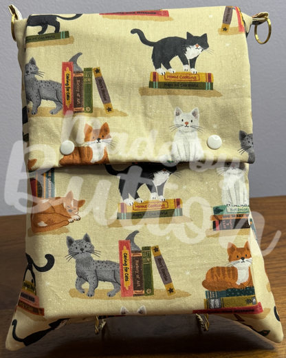 "Bookworm Kitty" Large Book Sleeve