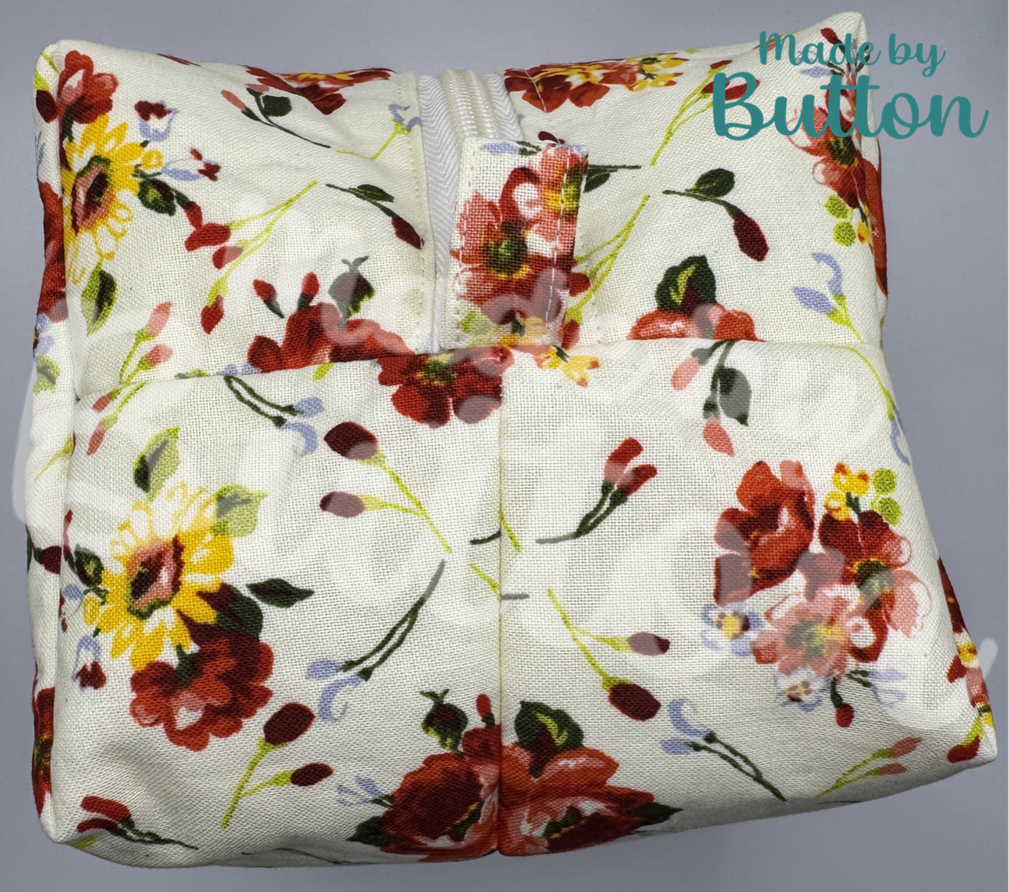 "Cozy Bouquet" Boxy Pouch (Variant A)