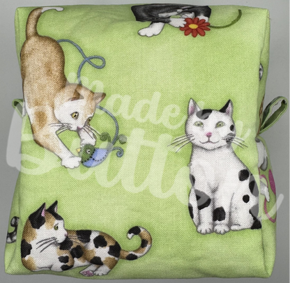 "A Kitty's Curiosity" Boxy Pouch