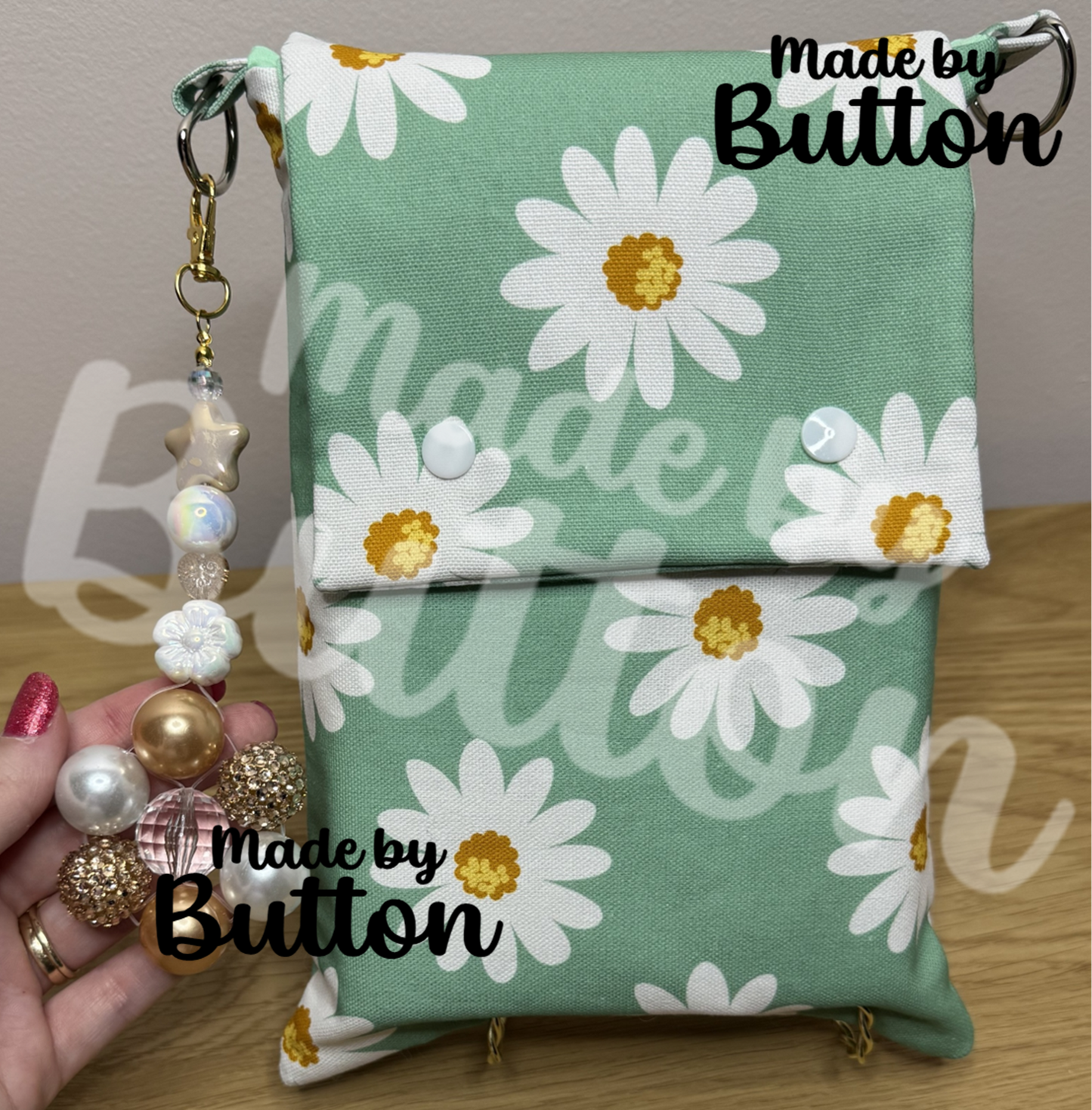 "Mint Daisy" Book Sleeve (Variant A)