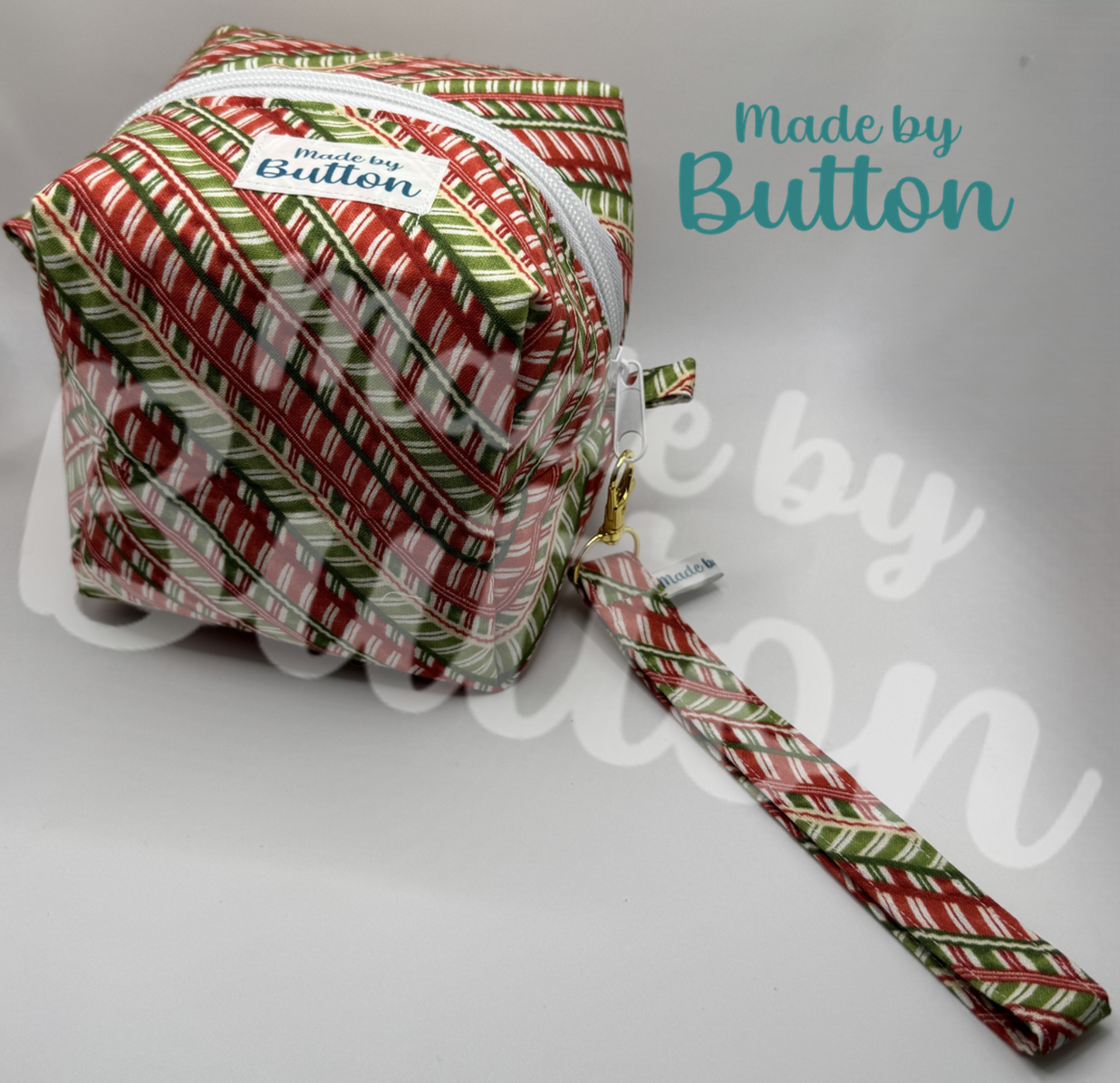 "Roll In The Grass" Boxy Pouch