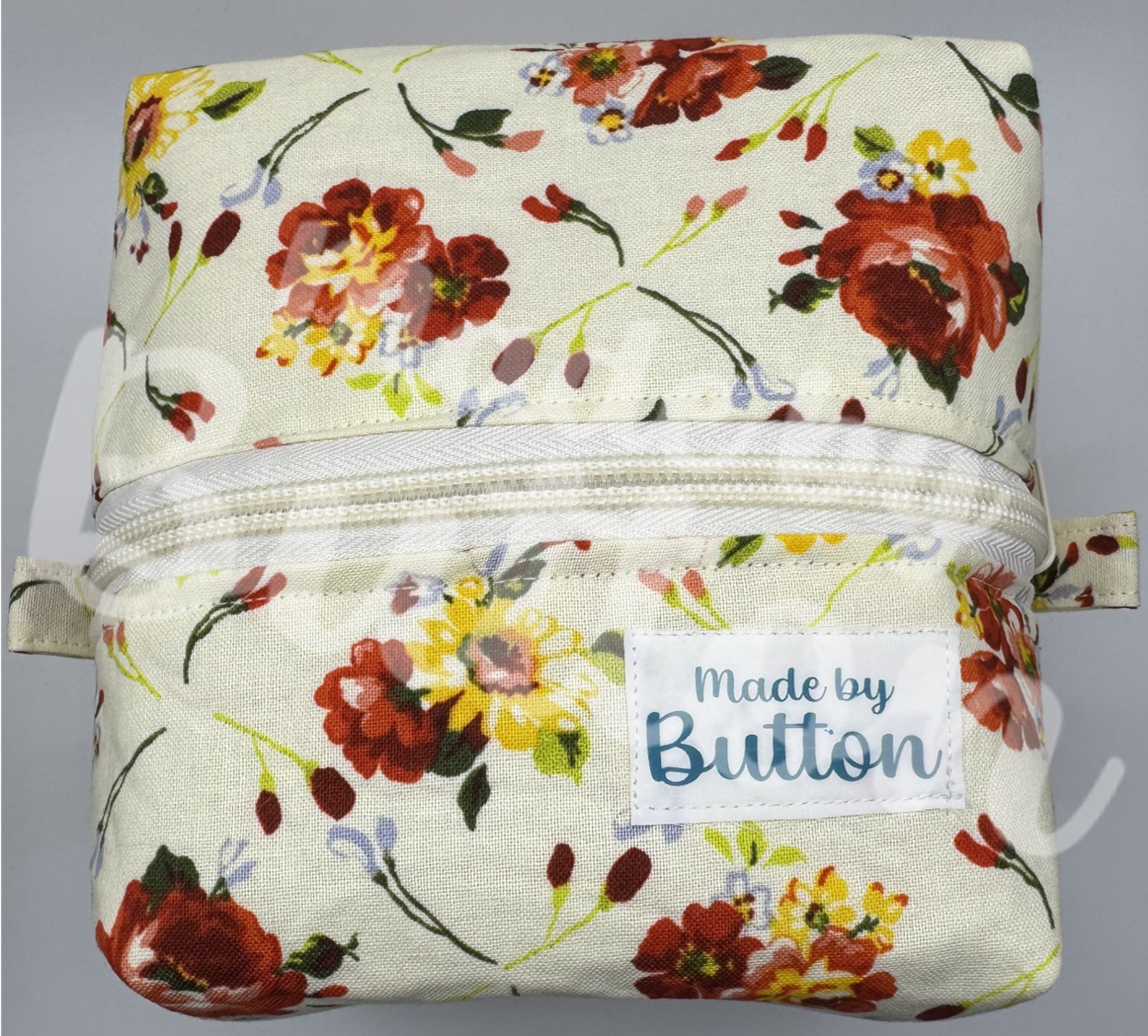 "Cozy Bouquet" Boxy Pouch (Variant D)