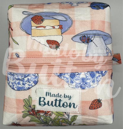 "Birdy Picnic" Boxy Pouch
